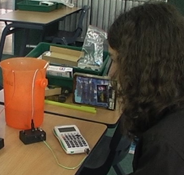 'Test It' activity - calibrating a temperature sensor in cooling water.